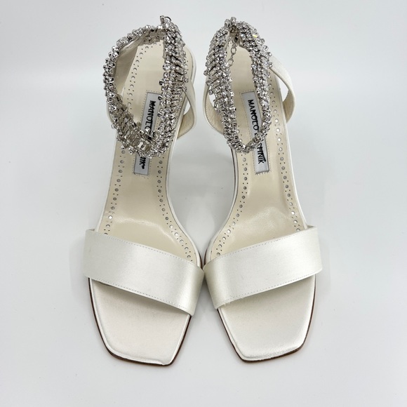 MANOLO BLAHNIK Parinasan Embellished Sandals - Picture 5 of 10